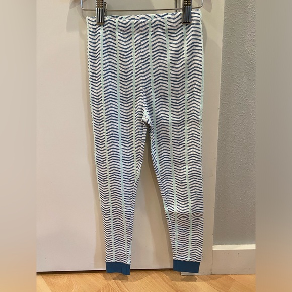 Burt’s Bees Pajama Set, size 6, in Watercolor Chevron - Picture 2 of 4